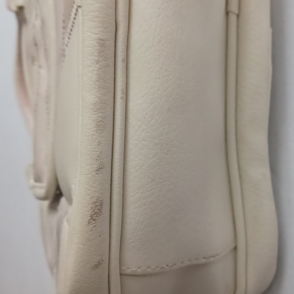 4/$30 Cream Coloured Patchwork Faux-Leather Purse - Medium Size - Picture 12 of 12